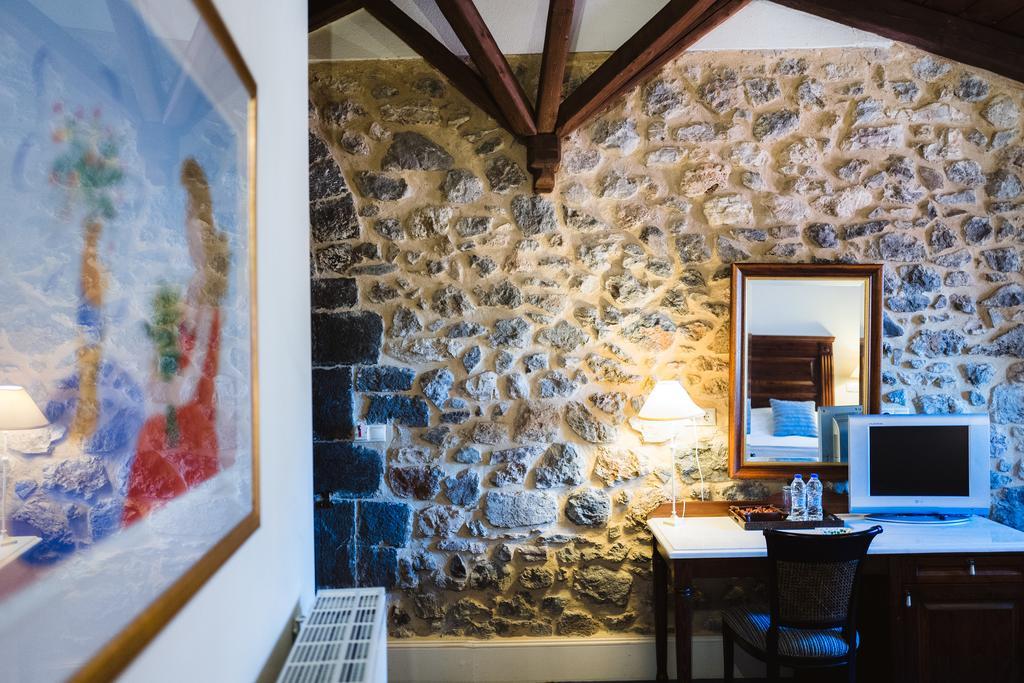 Trikolonion Country Stemnitsa Hotell Exteriör bild
