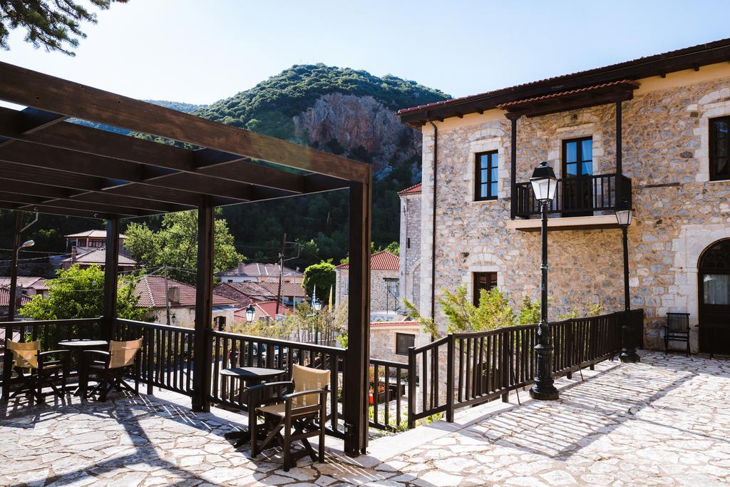 Trikolonion Country Stemnitsa Hotell Exteriör bild